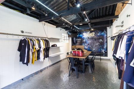 Casa à venda com 350m², 3 quartos e 4 vagas Casa à venda com 350m², 3 quartos e 4 vagasGaragem Coberta