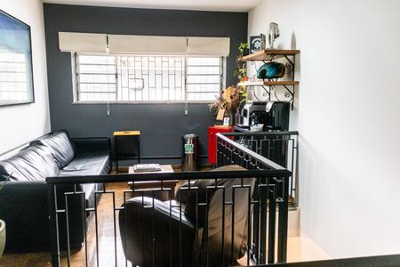 Casa à venda com 350m², 3 quartos e 4 vagas Casa à venda com 350m², 3 quartos e 4 vagasHall Superior