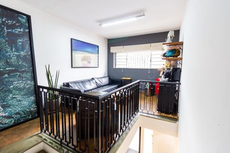 Casa à venda com 350m², 3 quartos e 4 vagas Casa à venda com 350m², 3 quartos e 4 vagasHall Superior