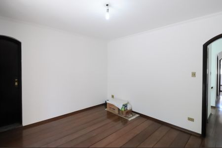 Casa à venda com 183m², 3 quartos e 2 vagasSuíte