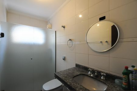 Casa à venda com 183m², 3 quartos e 2 vagasBanheiro Social