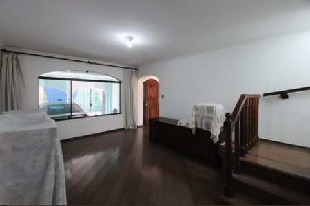 Casa à venda com 183m², 3 quartos e 2 vagasSala