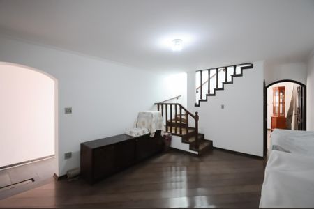 Casa à venda com 183m², 3 quartos e 2 vagasSala