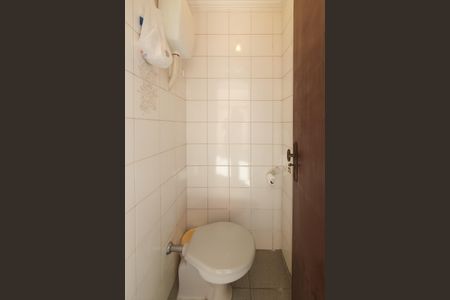 Casa à venda com 183m², 3 quartos e 2 vagasBanheiro de Serviço