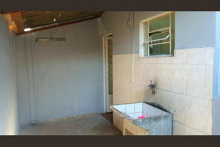 Casa para alugar com 80m², 2 quartos e 1 vagaÁrea de Serviço