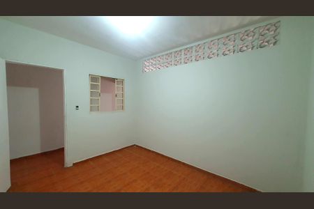 Casa para alugar com 80m², 2 quartos e 1 vagaQuarto 1