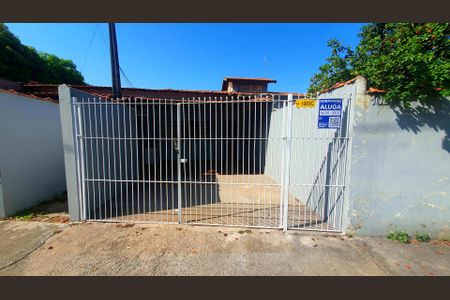 Casa para alugar com 80m², 2 quartos e 1 vagaFachada