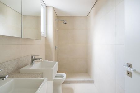 Apartamento à venda com 177m², 3 quartos e 3 vagasBanheiro da Suíte