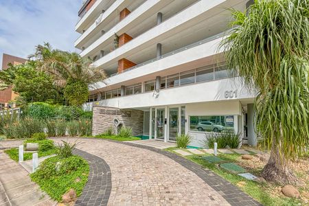 Apartamento à venda com 177m², 3 quartos e 3 vagasFachada