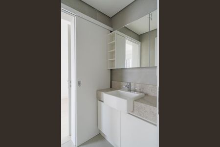 Apartamento à venda com 177m², 3 quartos e 3 vagasBanheiro 1