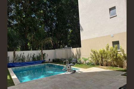 Apartamento para alugar com 27m², 1 quarto e sem vaga Apartamento para alugar com 27m², 1 quarto e sem vagaÁrea comum - Piscina