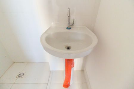 Apartamento à venda com 33m², 2 quartos e sem vagaBanheiro