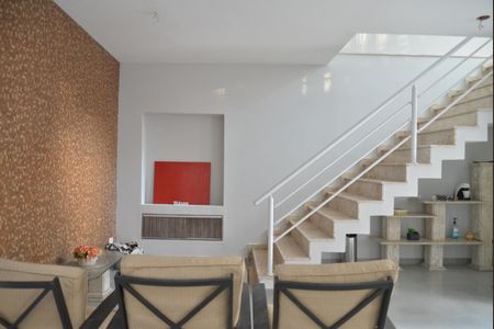 Casa à venda com 96m², 2 quartos e 1 vagaSala