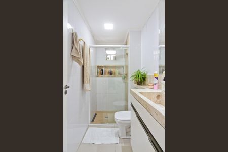 Apartamento para alugar com 60m², 2 quartos e 2 vagas Apartamento para alugar com 60m², 2 quartos e 2 vagasBanheiro