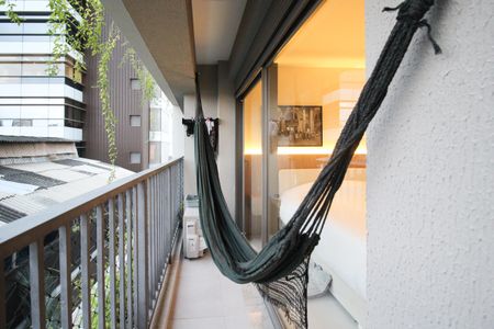 Apartamento à venda com 50m², 1 quarto e sem vaga Apartamento à venda com 50m², 1 quarto e sem vagaVaranda