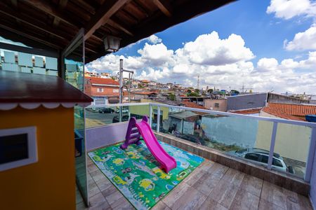 Casa à venda com 120m², 2 quartos e 2 vagasTerraço