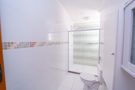 Casa à venda com 120m², 2 quartos e 2 vagasBanheiro social