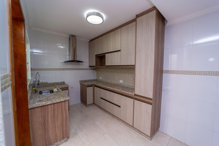 Casa à venda com 120m², 2 quartos e 2 vagasCozinha
