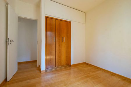 Apartamento à venda com 120m², 2 quartos e 1 vagaQuarto 2