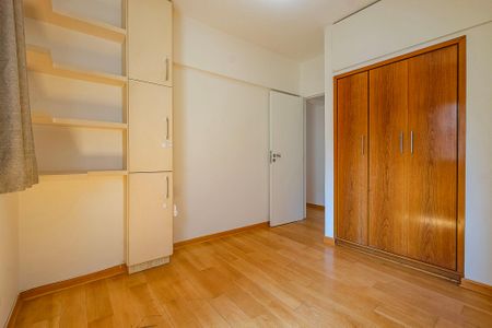 Apartamento à venda com 120m², 2 quartos e 1 vagaQuarto 2