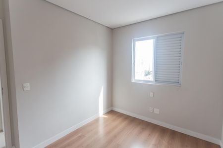 Apartamento à venda com 78m², 3 quartos e 2 vagasQuarto 3