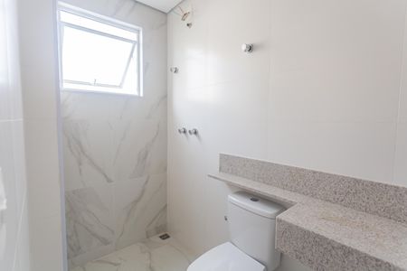 Apartamento à venda com 78m², 3 quartos e 2 vagasBanheiro da Suíte