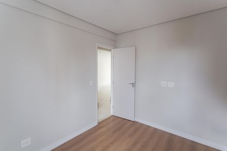 Apartamento à venda com 78m², 3 quartos e 2 vagasQuarto 2