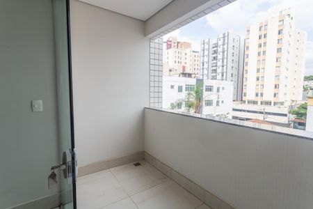 Apartamento à venda com 78m², 3 quartos e 2 vagasVaranda da Sala