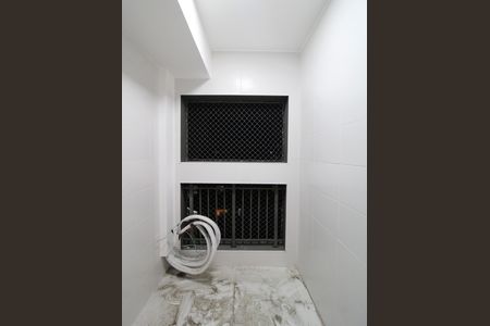 Apartamento à venda com 63m², 2 quartos e 1 vagaÁrea de Serviço