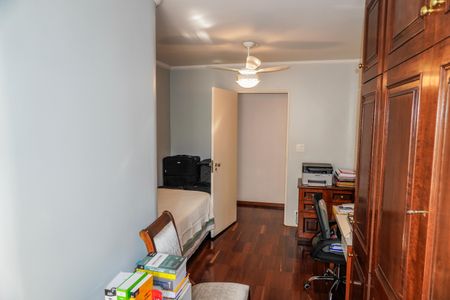 Apartamento à venda com 120m², 3 quartos e 1 vaga Apartamento à venda com 120m², 3 quartos e 1 vagaQuarto