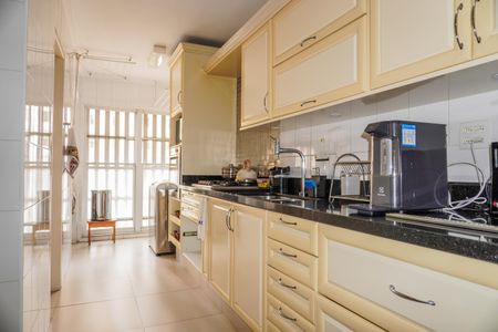 Apartamento à venda com 120m², 3 quartos e 1 vaga Apartamento à venda com 120m², 3 quartos e 1 vagaCozinha