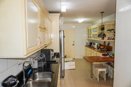 Apartamento à venda com 120m², 3 quartos e 1 vaga Apartamento à venda com 120m², 3 quartos e 1 vagaCozinha