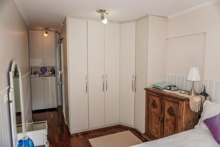 Apartamento à venda com 120m², 3 quartos e 1 vaga Apartamento à venda com 120m², 3 quartos e 1 vagaSuíte 2