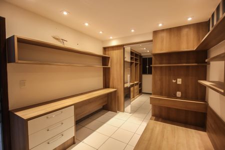 Casa para alugar com 300m², 3 quartos e 2 vagasSuíte 2