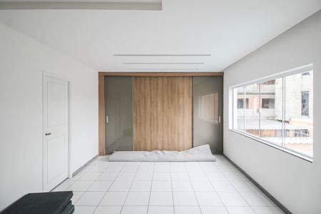 Casa para alugar com 300m², 3 quartos e 2 vagasSuíte