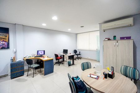 Casa à venda com 270m², 4 quartos e 2 vagasQuarto 03