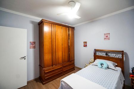 Casa à venda com 270m², 4 quartos e 2 vagasQuarto 01