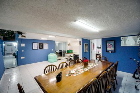 Casa à venda com 270m², 4 quartos e 2 vagasÁrea gourmet