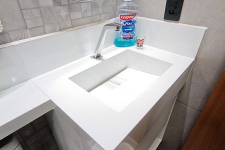 Apartamento para alugar com 51m², 2 quartos e 1 vaga Apartamento para alugar com 51m², 2 quartos e 1 vagaBanheiro da Suíte