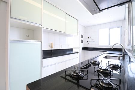 Apartamento à venda com 108m², 3 quartos e 2 vagasCozinha