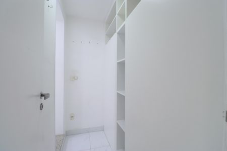 Apartamento à venda com 108m², 3 quartos e 2 vagasQuarto de Serviço