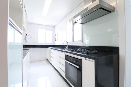 Apartamento à venda com 108m², 3 quartos e 2 vagasCozinha