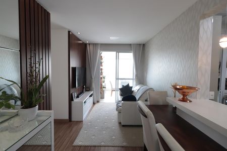 Apartamento à venda com 65m², 2 quartos e 1 vagaSala