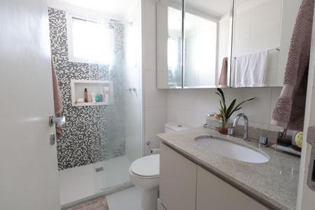 Apartamento à venda com 65m², 2 quartos e 1 vagaBanheiro da Suíte