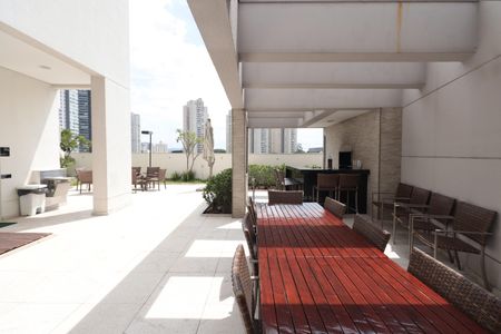 Apartamento à venda com 65m², 2 quartos e 1 vagaÁrea comum - Churrasqueira