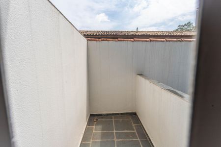Casa de condomínio à venda com 216m², 3 quartos e 2 vagas Casa de condomínio à venda com 216m², 3 quartos e 2 vagasÁrea externa