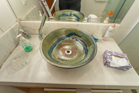 Casa de condomínio à venda com 216m², 3 quartos e 2 vagas Casa de condomínio à venda com 216m², 3 quartos e 2 vagasBanheiro Social