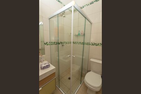 Casa de condomínio à venda com 216m², 3 quartos e 2 vagas Casa de condomínio à venda com 216m², 3 quartos e 2 vagasBanheiro Social