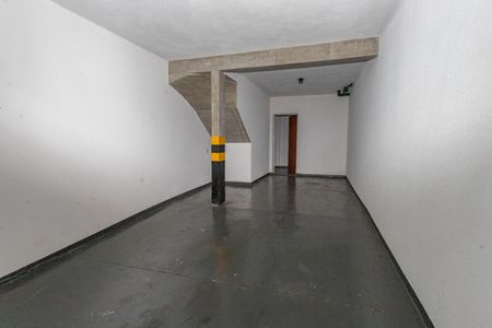 Casa de condomínio à venda com 215m², 3 quartos e 2 vagasGaragem