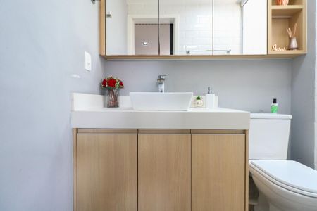 Apartamento à venda com 106m², 3 quartos e 2 vagasBanheiro da Suíte